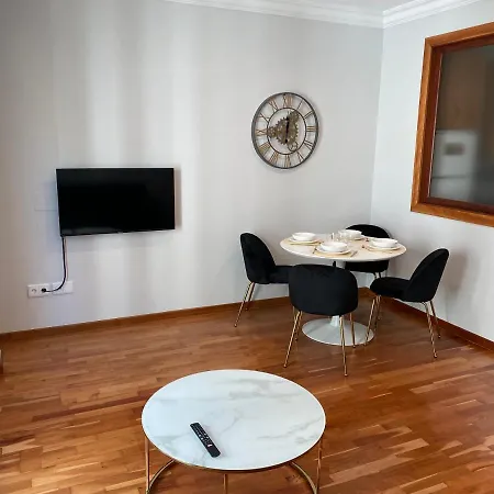 Maison San Isidoro - Garaje Y Wifi Gratuito León