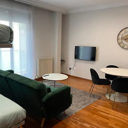 Apartamento Maison San Isidoro - Garaje Y Wifi Gratuito *